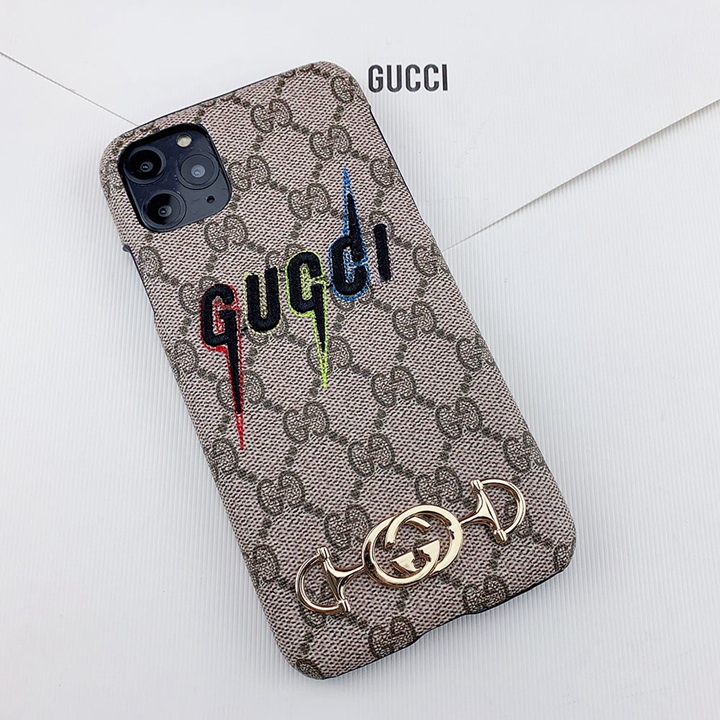 Gucci アイフォン12pro maxスマホケース グッチ 3D刺繍 iphone12携帯カバー 定番柄 高品質 iphone12proケース GG金具ロゴ柄 ユニーク アイフォン12miniカバー メンズ レディース
