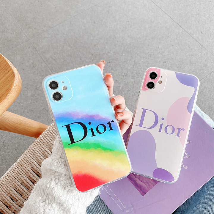 アイフォーン7Plus Diorカバー