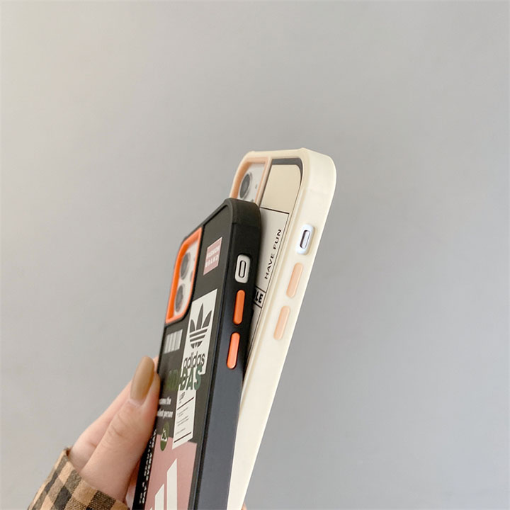 iphone11 adidasケース