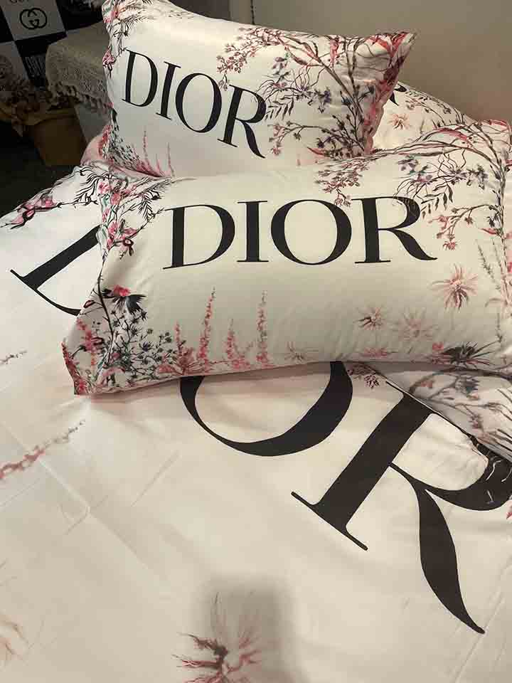 Dior 高品質